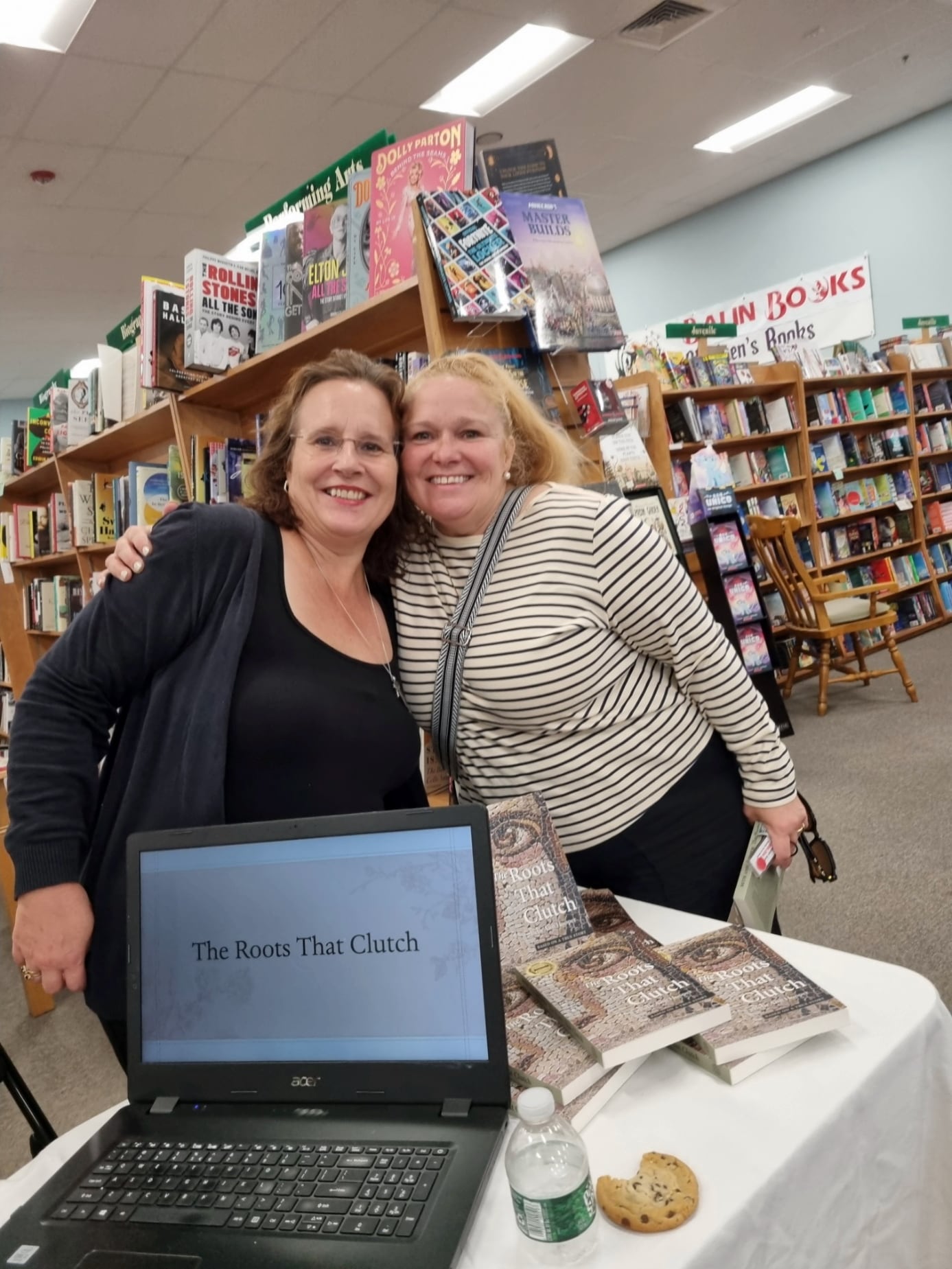 Balin Books - Beth Ann Hooper - The Roots That Clutch