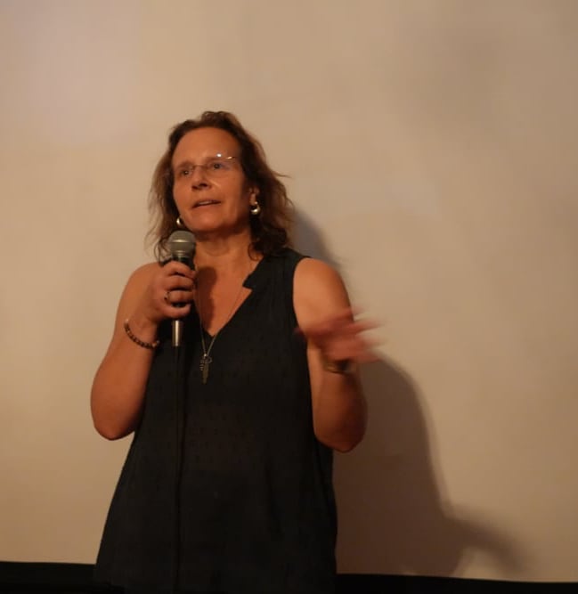 Open Screening/Networking Night, Paterson, New Jersey - Beth Ann Hooper - The Roots That Clutch